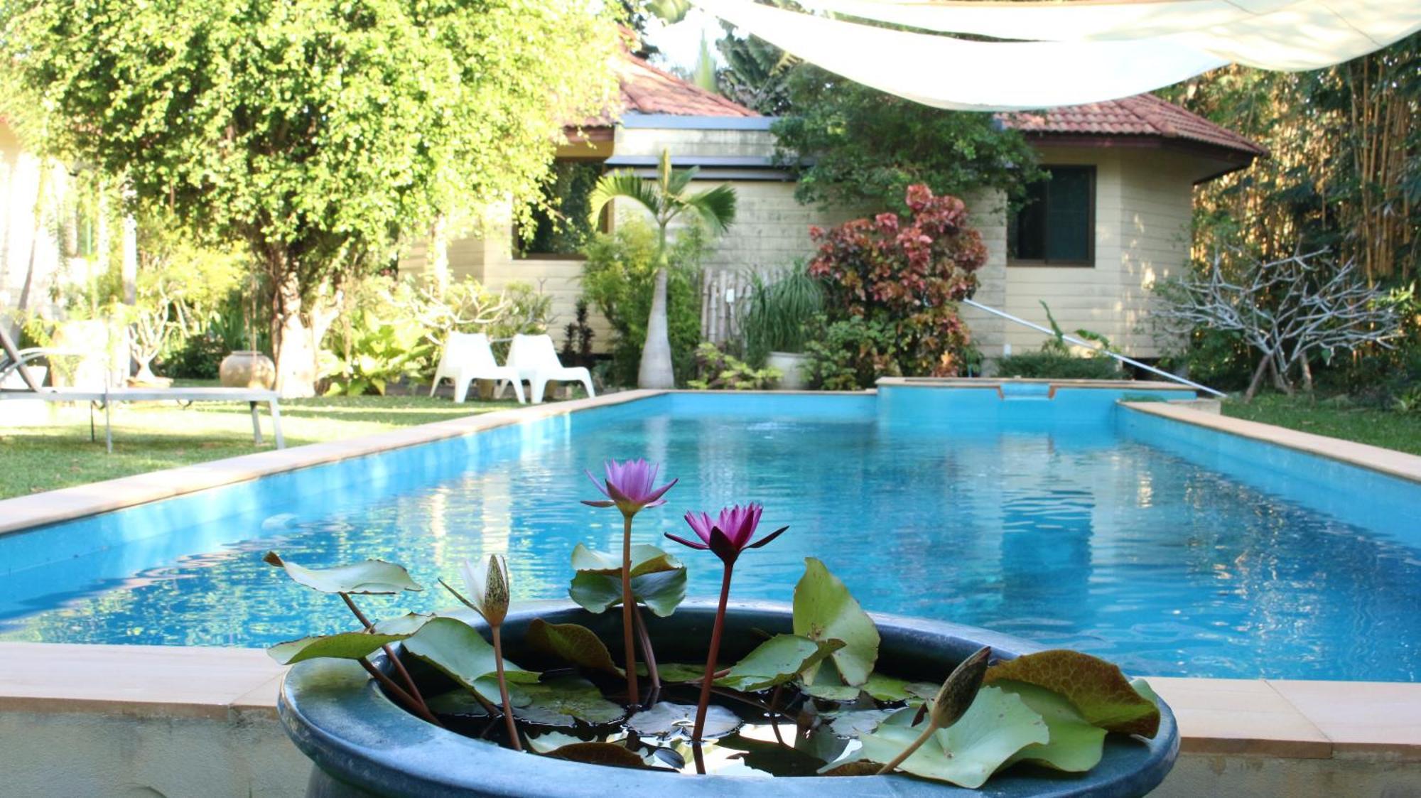 Navari Homestay Rayong Exterior photo