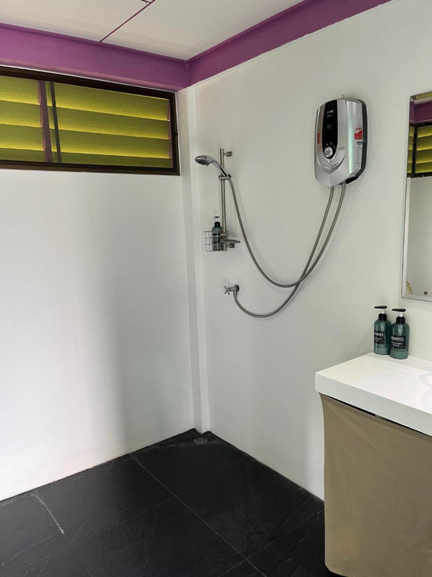 Navari Homestay Rayong Exterior photo